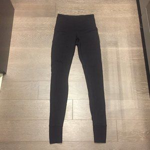 COMMUNITY black leggings